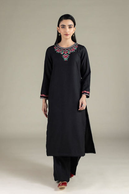 Black Embroidered Back-Keyhole Kurta