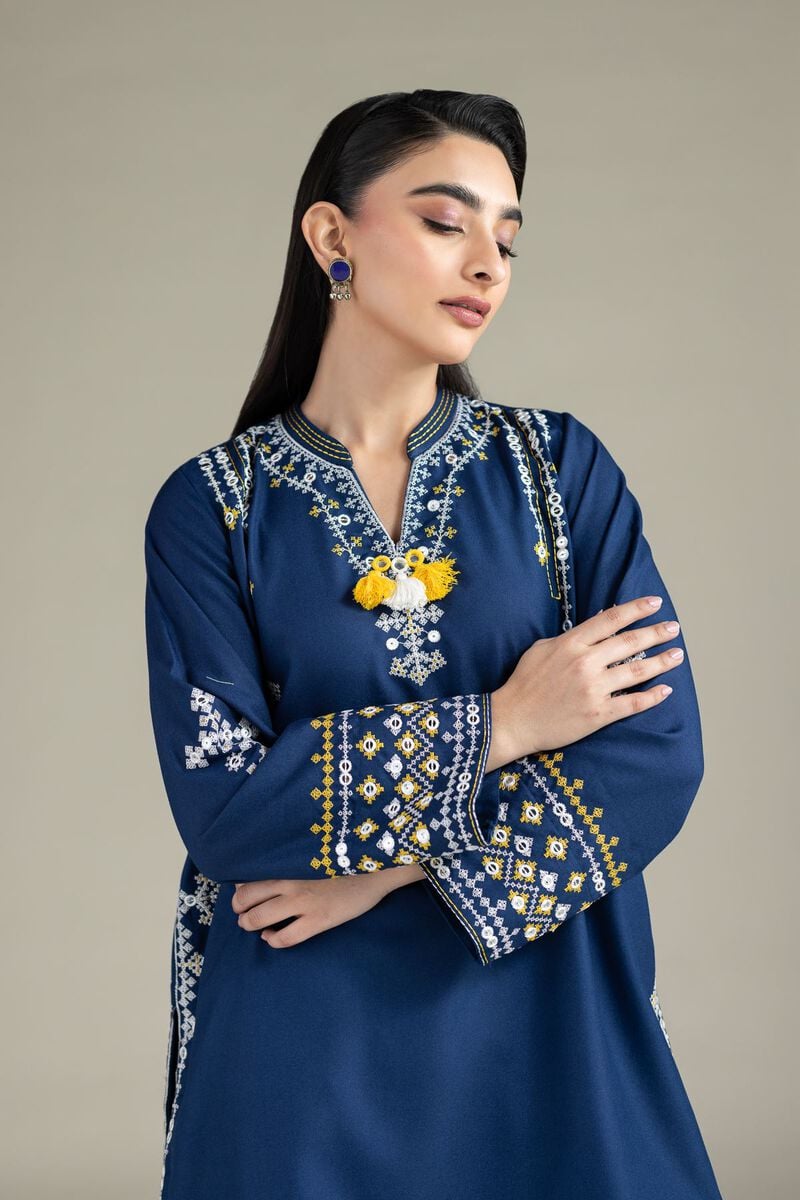 Blue Embroidered Back-Keyhole Kurta