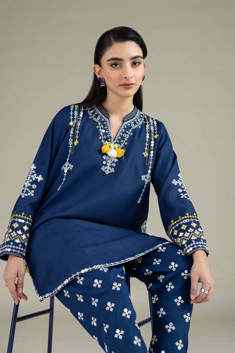 Blue Embroidered Back-Keyhole Kurta