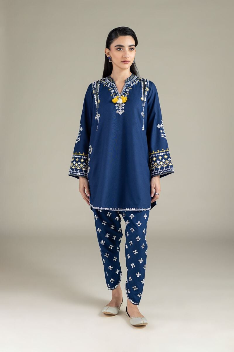 Blue Embroidered Back-Keyhole Kurta